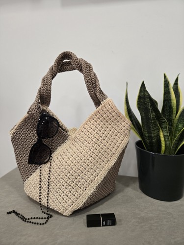 Borsa all uncinetto fatta - all’uncinetto,