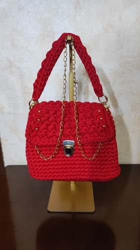Borsa all uncinetto fatta - uncinetto,