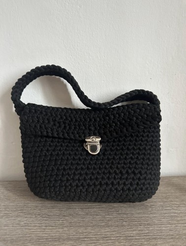 Borsa all uncinetto - all’uncinetto, fatta